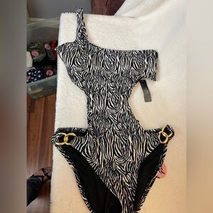 Bisou Bisou Black and White Swimsuit